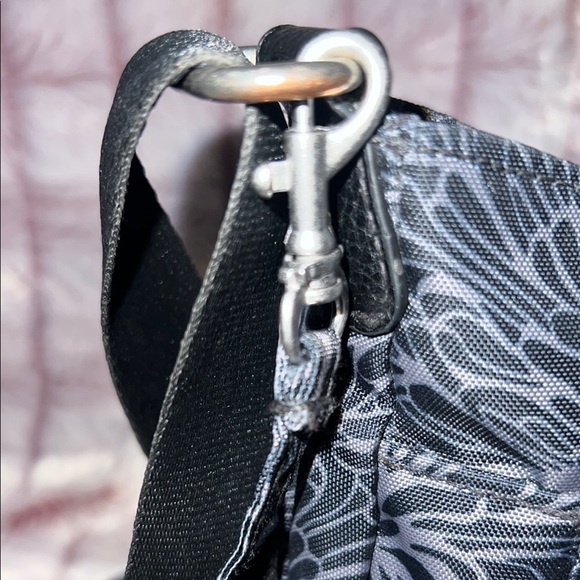 Baggallini Black Crossbody Bag with Elegant Textured Design - Picture 10 of 15